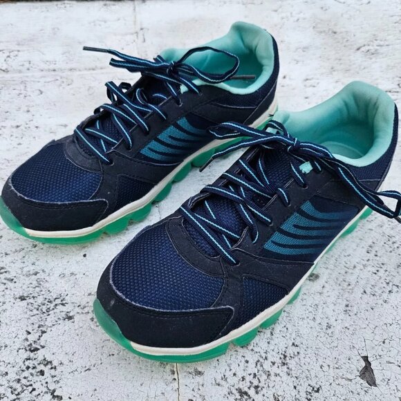 Danskin Now Women Sneaker Athletic Sport Blue Running Shoes Lace Up Size 8.5 US - Picture 1 of 10